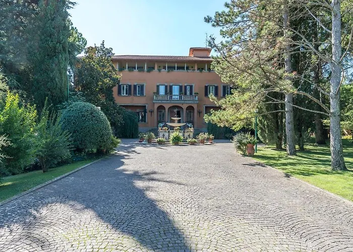 Michelangelo 14 Villa